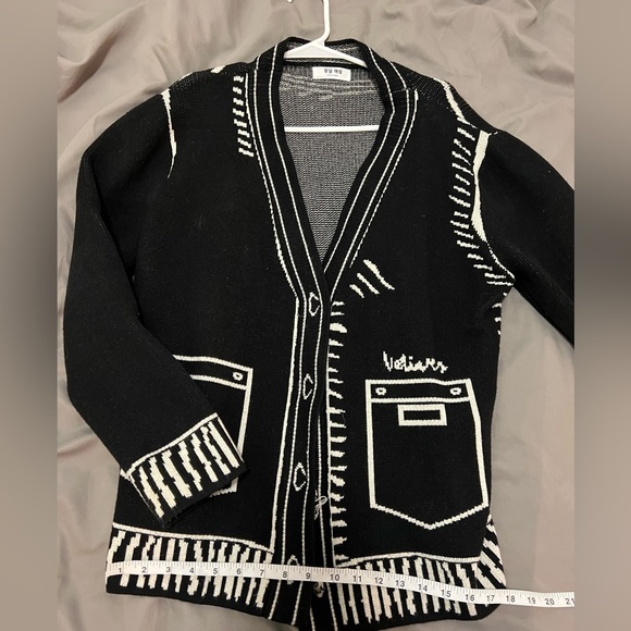 Cardigan w Drawn Pattern - Picture 4 of 6